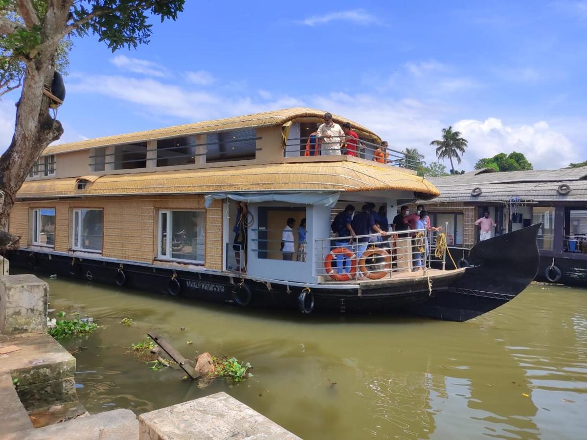 Beach Paradise Day Cruise Houseboat Alappuzha Eksteriør billede