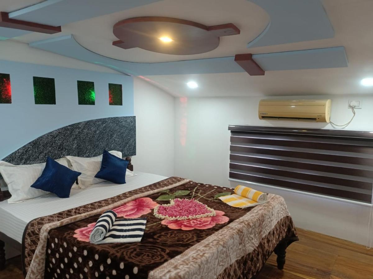 Beach Paradise Day Cruise Houseboat Alappuzha Eksteriør billede